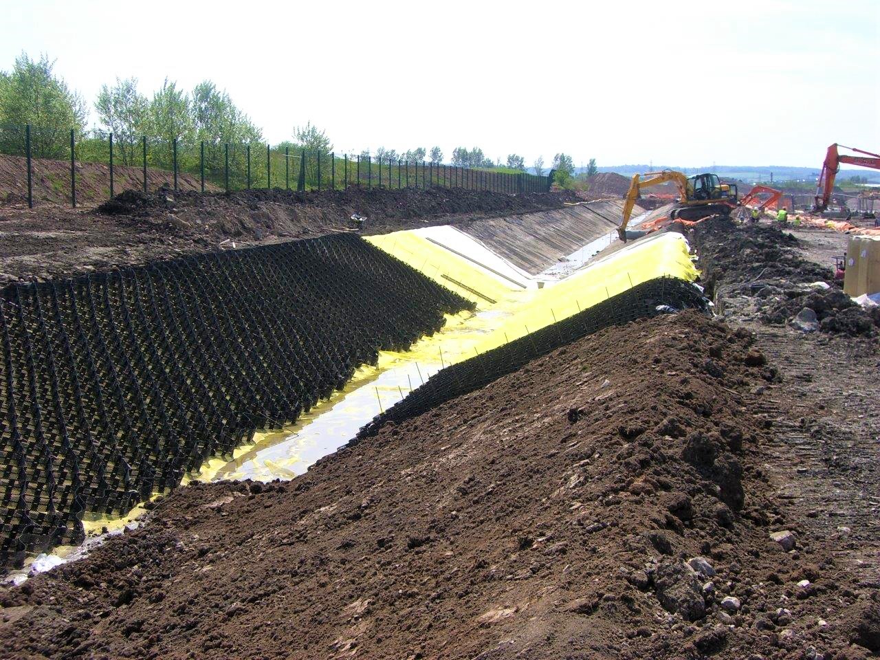 Slope Protection Cellular Confinement System